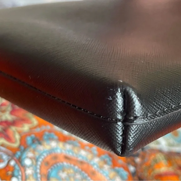 DKNY Black crossbody bag with adjustable strap 100%PVC - Picture 13 of 16